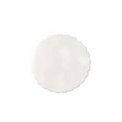Freidora redonda en papel alimentario blanco