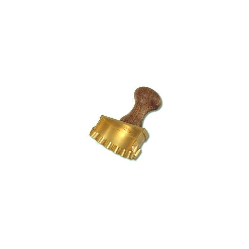 Coupe-pâtes demi-lune en laiton fait main 8,5 x 4 cm