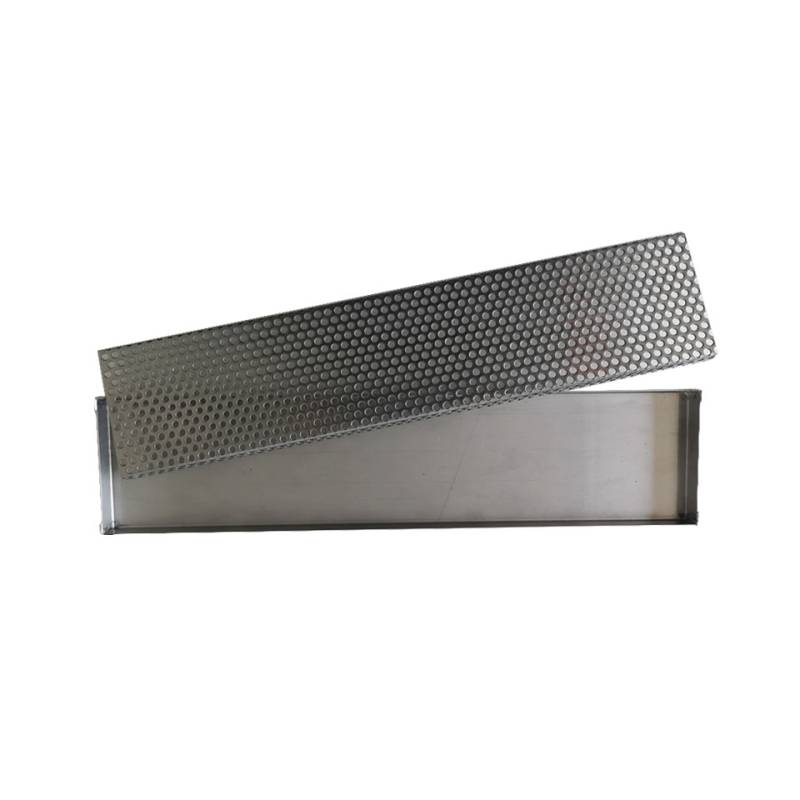 Tapis de bar avec grille à trous ronds en acier inoxydable cm 47x10,8x1,6