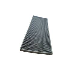 Alfombrilla de goma plateada con rejilla de acero cm 60x20