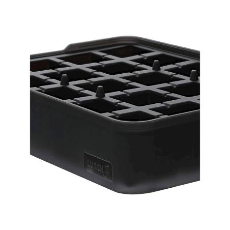 Molde de silicona negro para cubitos de hielo 3x3 cm
