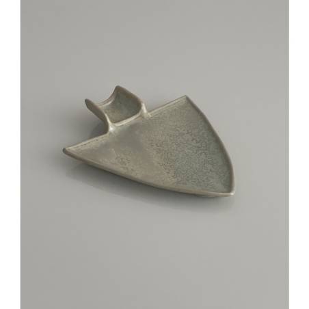Plato Vanga Terra Radici de porcelana menta fundida 26x21,5 cm