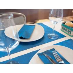 Sac à couverts en papier paille bleu avec serviette de table