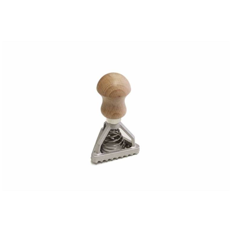 Molde triangular para raviolis de aluminio con resorte 5,4 cm