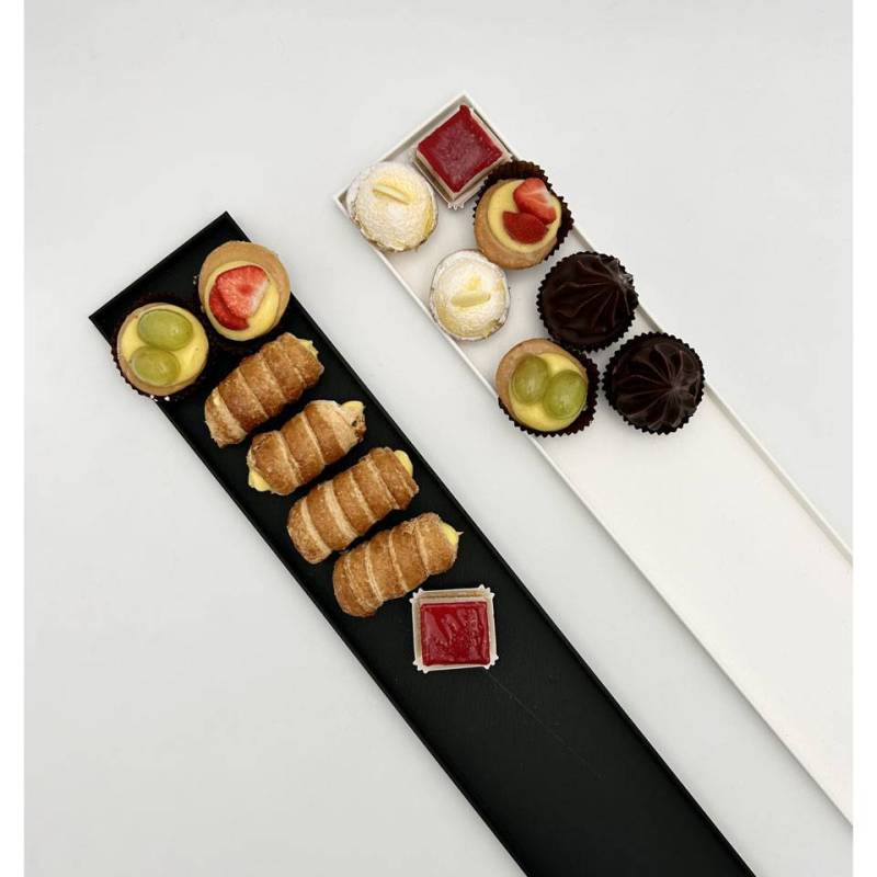Vassoio rettangolare pasticceria/bar in abs nero cm 60x10x1