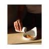 Soucoupe apéritive Bio Gochi Uncle en porcelaine blanche mate 14,5x9,2 cm