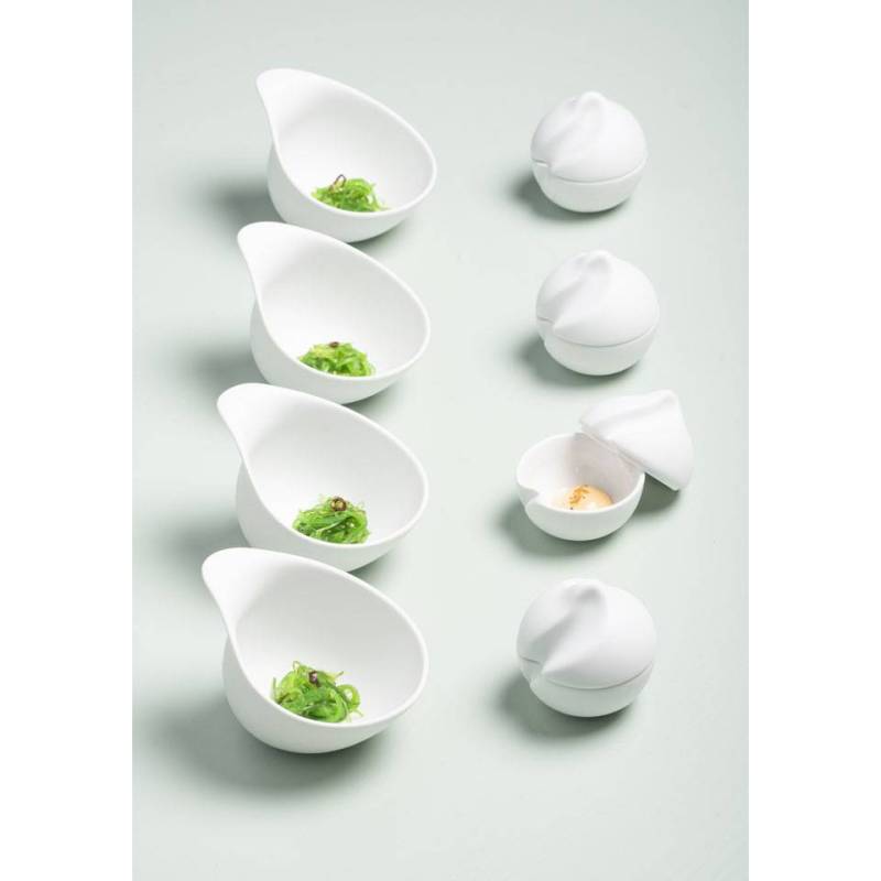 Organic The Tablet cup in matt white porcelain 12x10x8.7 cm
