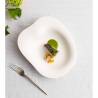Assiette de fond Organic Jelly en porcelaine blanche mate 25,5x21,5x5,5 cm