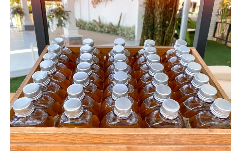 Takeaway drinks and vasocottura: the reusable glass solutions